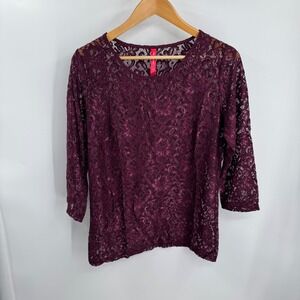 Ruby Ribbon Womens Top M Maroon Lace 3/4 Sleeve Scoop Neck Blouse Stretch Chic